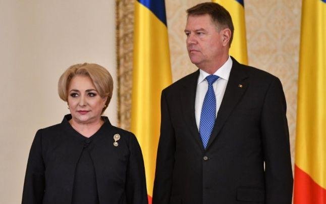 Guvernul a sesizat CCR în legătură cu refuzul preşedintelui de a numi miniştrii interimari