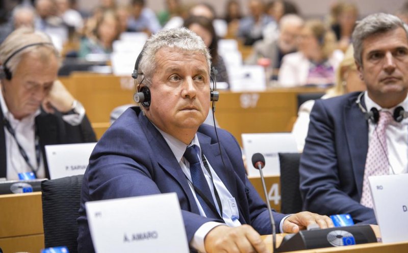 Daniel Buda: Europarlamentarii PNL apără interesele fermierilor români afectați de Pesta Porcină Africană