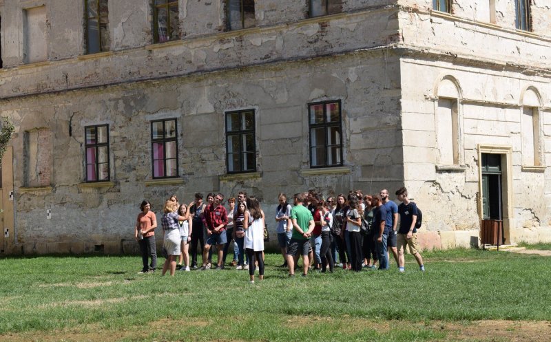 Comisarul european pentru cultură vizitează Castelul Banffy  din Bonțida