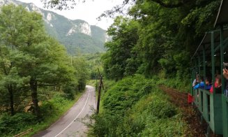 Vizitează Apusenii cu Mocăniţa + Alte două trasee cu trenuri vechi, la doi paşi de Cluj, prin peisaje fermecătore şi pline de istorie