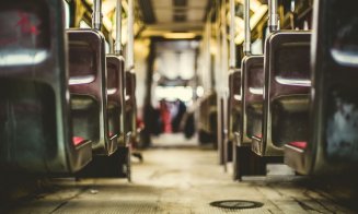 Teatrul Național din Cluj își începe stagiunea în... autobuz