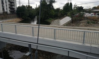 Șantier gol la podul Porțelanului. Ar trebui inaugurată puntea pietonală