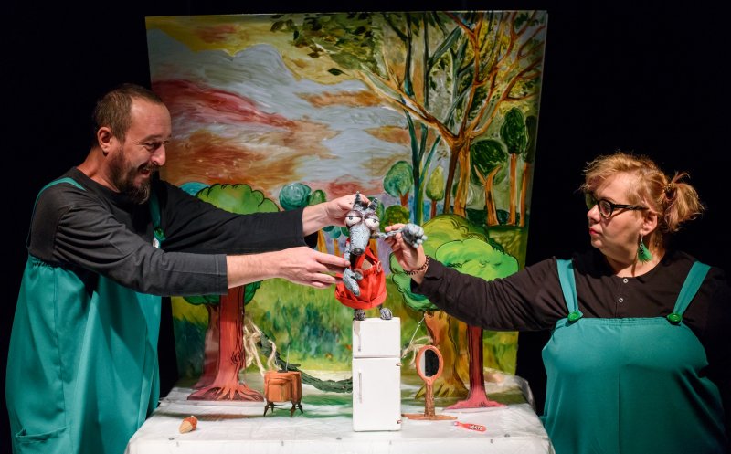 „Sărmanul Djoni şi Arnika" şi „Lupul interzis", în week-end, la Teatrul Puck