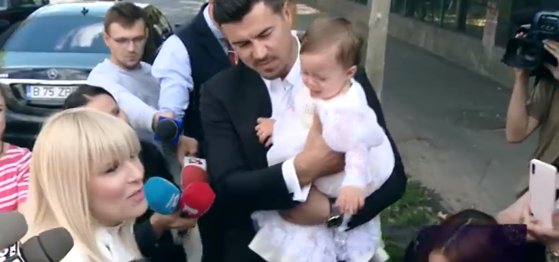 Elena Udrea şi-a botezat fetiţa