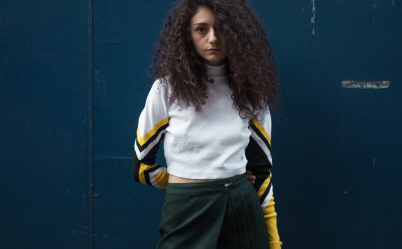 Un designer român şcolit la Cluj face furori la Londra cu papuci-hibrid