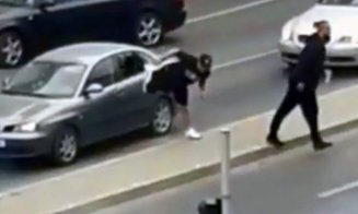 Incidente la Craiova, înaintea meciului de Cupă. Fanii Științei au atacat o mașină cu numere de Cluj