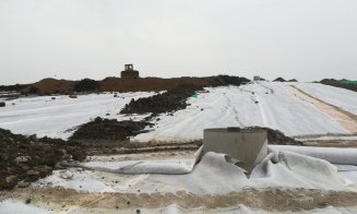 Rampa de la Pata Rât,  închisă până la final de octombrie. Prima celulă SMID, gata anul acesta