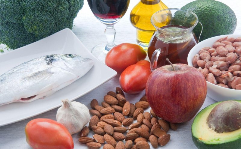 Lista alimentelor care te ajută să ţii colesterolul sub control