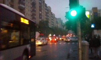 Clujul, în regim "bară la bară". Strigătul disperat al unui clujean: "5 stelele lu' peşte că ne sufocăm aici"