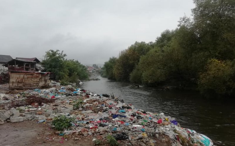 Deputat de Cluj, către primarul din Florești: "Nu îți e rușine, Șulea?!". Malurile Someșeului, încă pline de gunoaie
