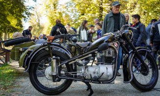 Motocicletele iau cu asalt Parcul Central din Cluj. Zeci de bijuterii pe două roţi vor defila prin centrul Clujului