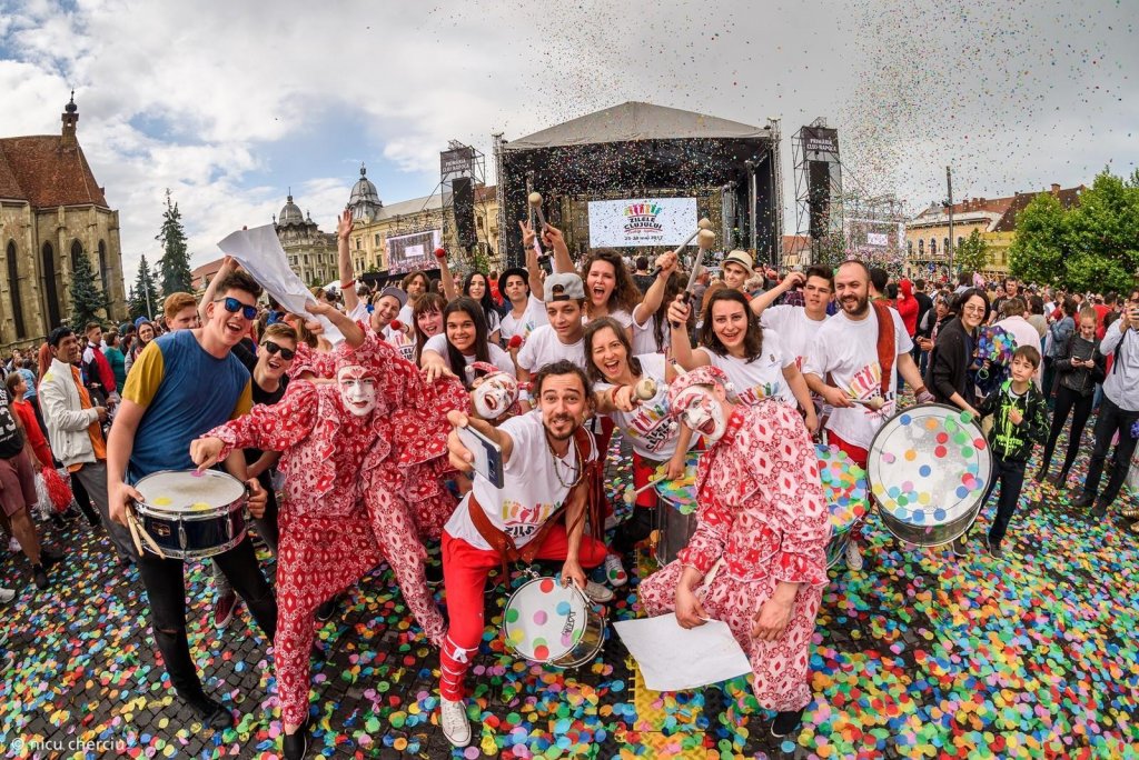 Parada Zilelor Clujului a atras toate privirile. Spectacol inedit în centrul orașului