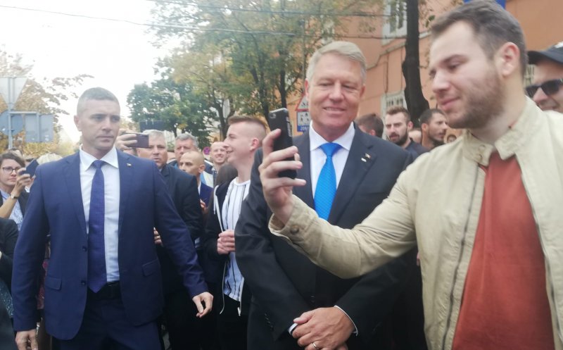 KLAUS IOHANNIS LA CLUJ | Preşedintele, mesaj către studenţi: "La ultimele alegeri, aţi distrus mitul tânărului apatic şi pasiv care nu votează"