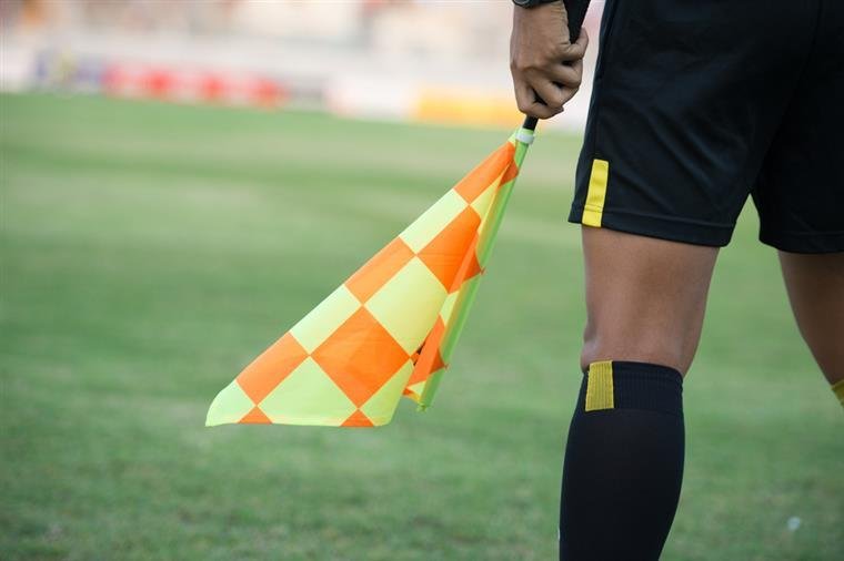 Meciul Viitorul Gârbău - Someşul Dej a fost întrerupt, după ce arbitrul a fost lovit