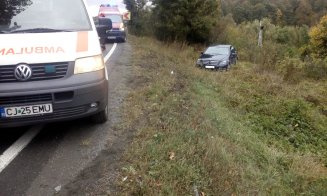 Accident cu două victime, în Bologa. O mașină a fost proiectată în câmp