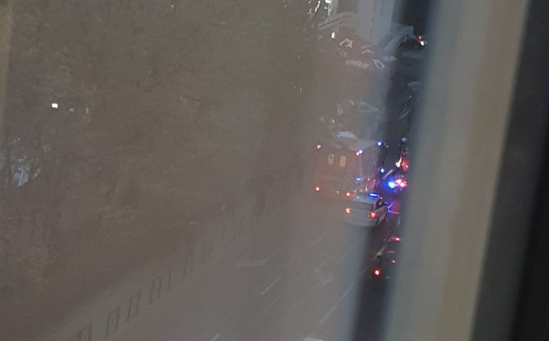 Tânără lovită de mașină, pe Republicii