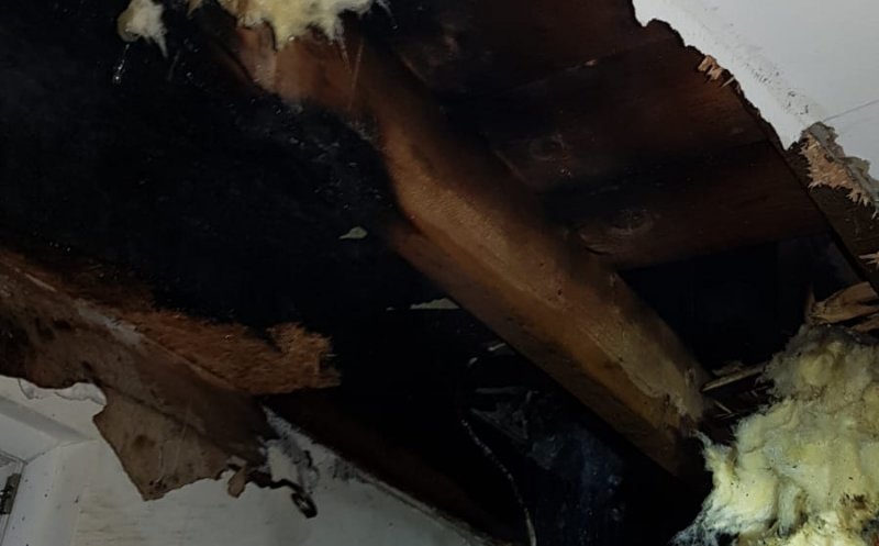 Incendiu la o casă din Sopor