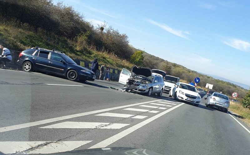 Accident cu răniți, pe Feleac. Sensul de urcare, blocat