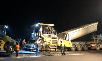 Grabă mare pe autostrada Sebeș - Turda! Asfaltul, turnat în toiul nopții