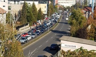 Accident cu pieton pe Calea Turzii. Coloană până la Sigma