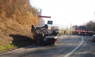 Accident Cluj: Trei răniți și trei mașini praf, după o pătrundere pe contrasens