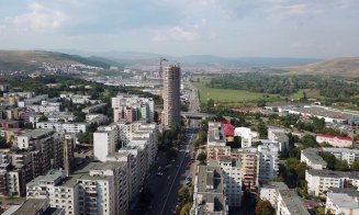 Cât te costă să locuieşti pe "acoperişul" României! Cel mai înalt bloc din ţară este în Cluj, iar penthouse-ul de la ultimul etaj e de vânzare