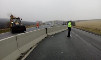 Accident pe Cluj - Turda. A adormit la volan și a izbit cu TIR-ul parapeții de beton