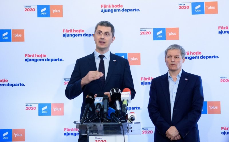 USR PLUS  îl susține pe Klaus Iohannis în turul doi. Cioloș: "Va fi un vot dat pentru modernizarea României"