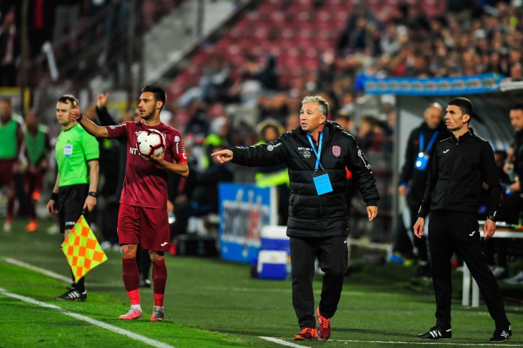 Probleme la CFR Cluj. Dan Petrescu, din ce în ce mai aproape de plecarea din Gruia