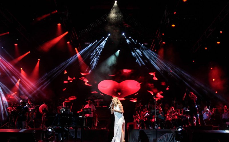 Lara Fabian și-a anulat două concerte în România. Cel de la Cluj, în pericol?