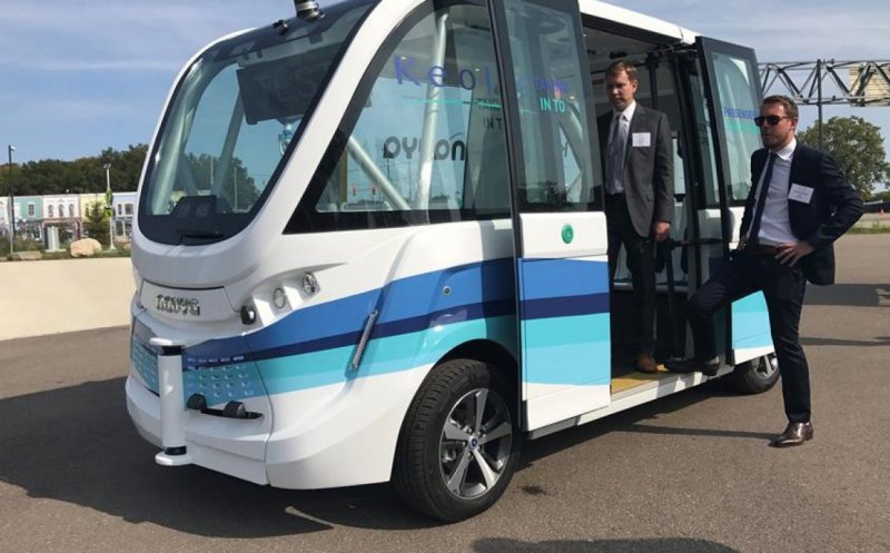 Primul pas pentru autobuze fără șofer în Cluj. Primăria a semnat contractul de consultanță cu Universitatea Tehnică