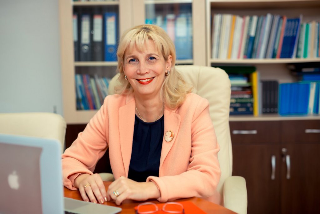 Prof. dr. Anca Buzoianu, noul rector a UMF Cluj