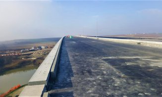 Autostrada Brașov - Borș, noi imagini de pe șantierul Cluj - Mureș. Frână de mână trasă pe un tronson, altul gata în 2020