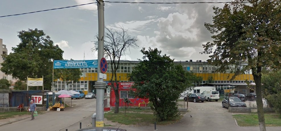 Vânzare cu scandal şi plângeri penale. Imobiliarii dau târcoale Imprimeriei Ardealul, angajații contestă scoaterea la licitație a terenului