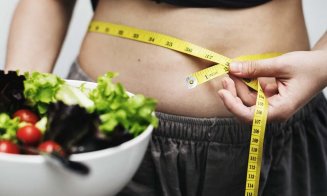 Adevărul despre dieta Cambridge. Cât e de eficientă?