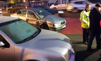 Accident cu autobuz pe Calea Florești. Un copil și un bărbat, transportați la spital