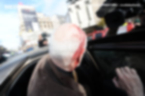 Gelu Voican Voiculescu, bătut şi huiduit de revoluționari