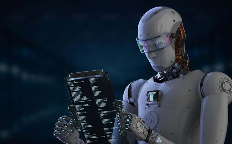 Încă un robot la Primăria Cluj. Boc: "Poţi conversa"
