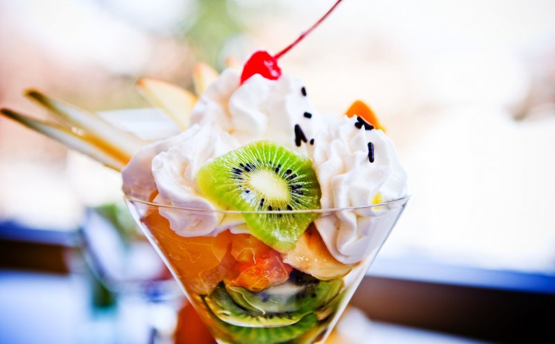 Rețetă de iarnă. Salata de fructe care ține răceala departe