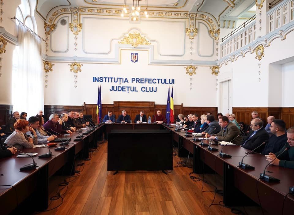 Ministrul agriculturii, cinci ore de discuții cu agricultorii la Cluj. “Vom sprijini fermele de familie”