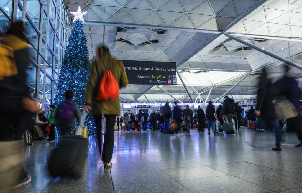 Noile destinații cu avionul din România, în 2020. Ryanair intră pe Stansted, de la Cluj