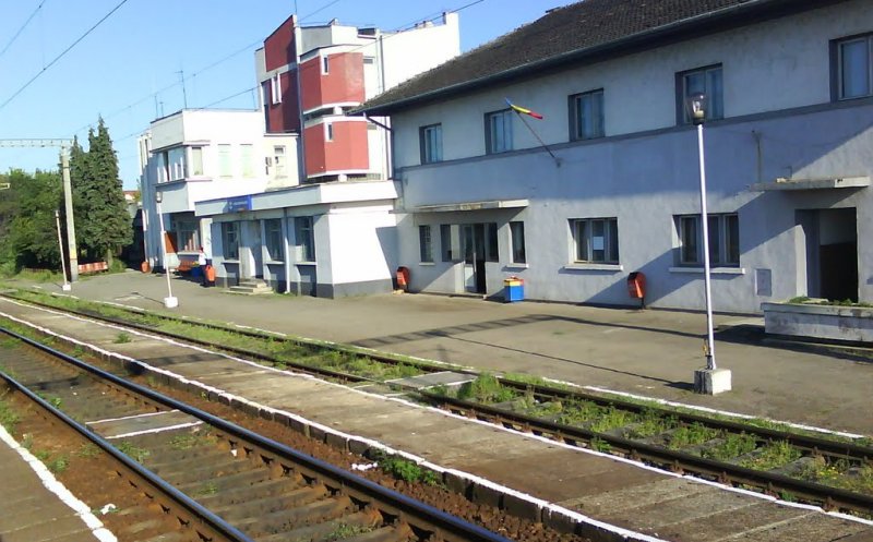 Un bărbat a fost spulberat de tren la ieșirea din stația Cluj Est