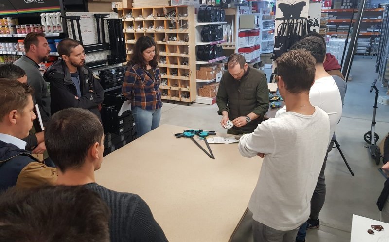 MAM Bricolaj își face showroom la Cluj cu bani de pe bursă