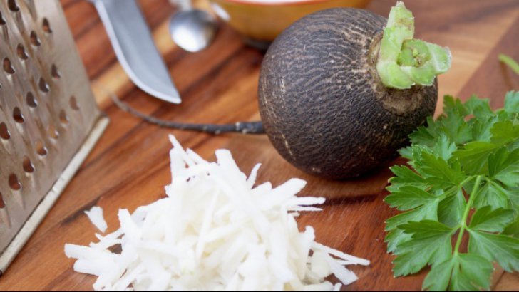Dieta cu ridiche neagră. Scapi de cinci kilograme în şapte zile