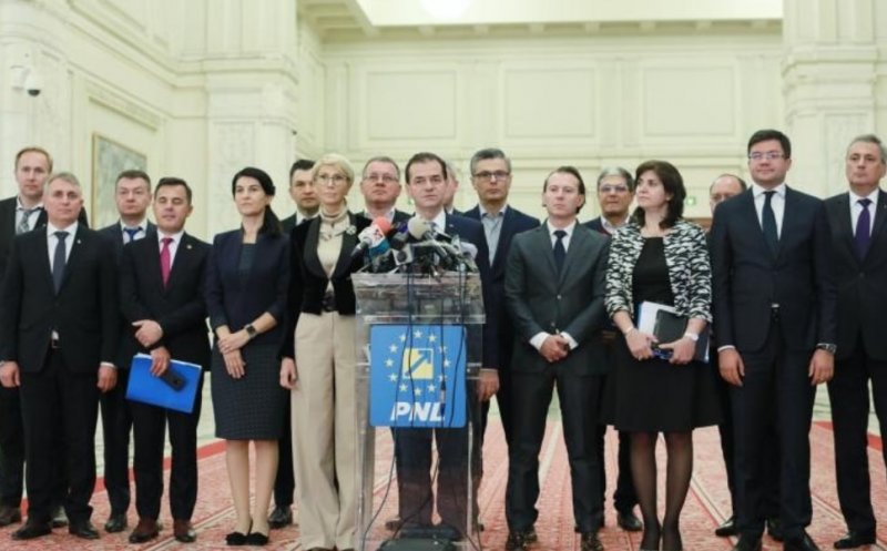 Moțiunea de cenzură a trecut. Guvernul Orban a picat