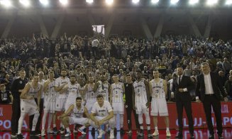 Bucuria calificării. Cum au sărbătorit fanii și jucătorii de la U-BT accederea în sferturile FIBA Europe Cup