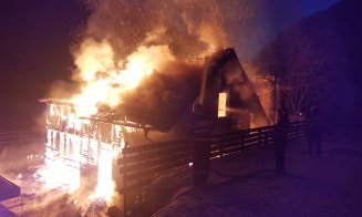 Cabane cuprinse de flăcări în Mărișel. S-au făcut scrum