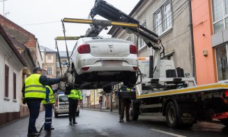 Jumătate dintre maşinile ridicate la Cluj sunt din alte judeţe. "Majoritatea aparţin studenţilor care au venit cu obiceiuri din alte zone"