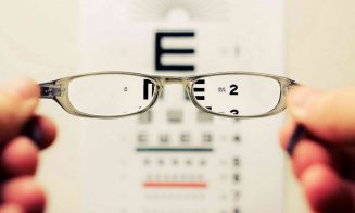 Regula 20-20-20 pentru sănătatea ochilor. Cum să-ți protejezi privirea la calculator