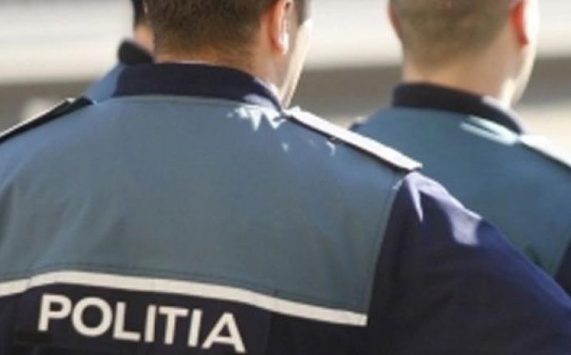 Polițist sătmărean  acuzat că s-a masturbat într-o cabină de probă din Cluj